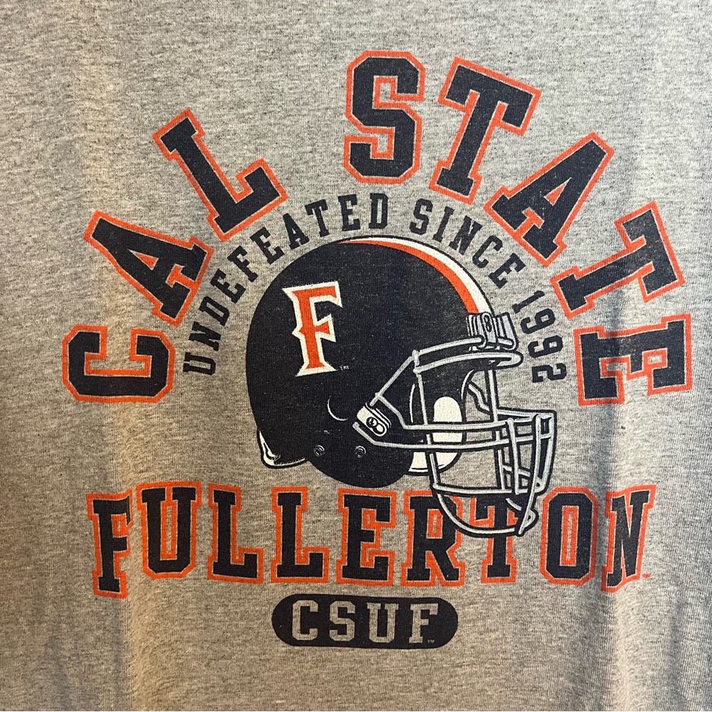 Vintage Cal State Fullerton Football grey t shirt